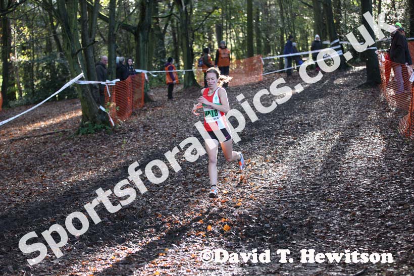 Stephanie Twell (Aldershot Farnham and District) leads the senior womens National Cross Country Relays, Berry Hill Park, Mansfield. Photo: David T. Hewitson/Sports for All Pics